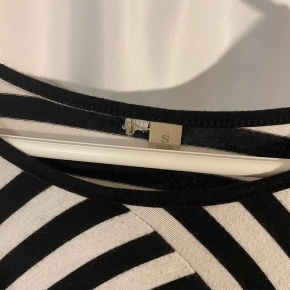 Top - Picture 4 of 4